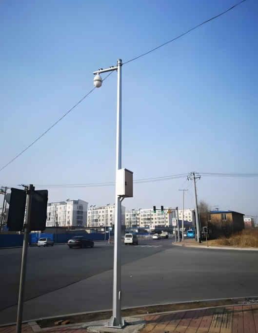 云台监控杆