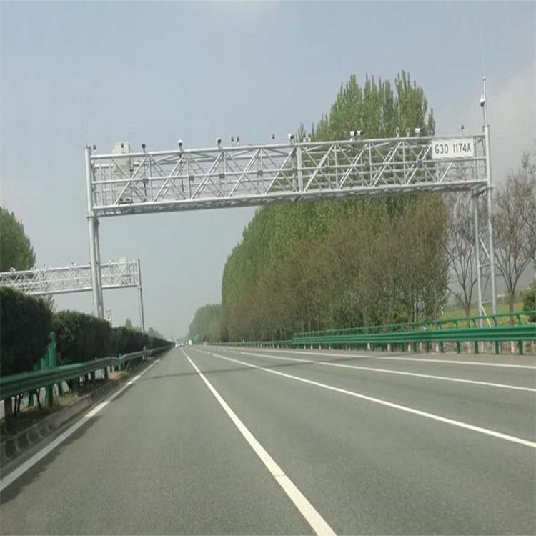 高速道路龙门架